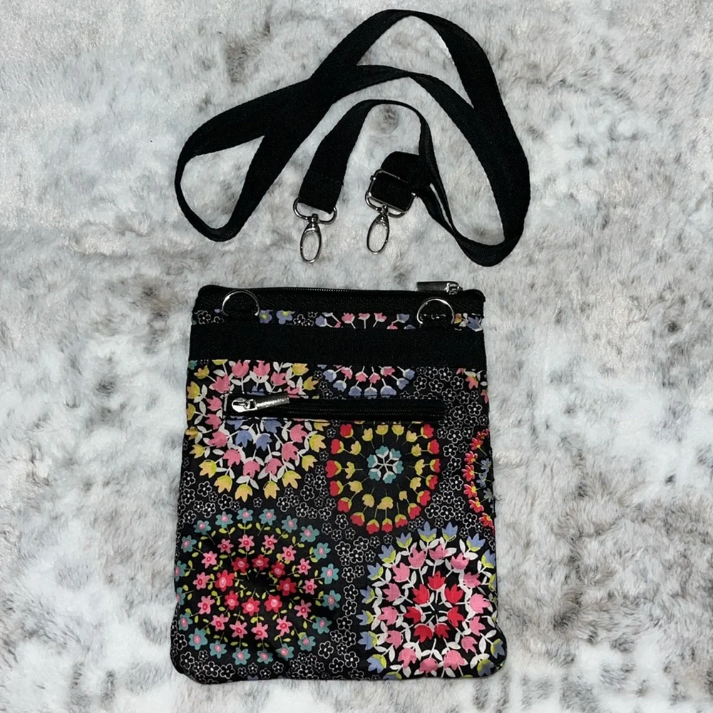 Crossbody Travel Bag - Picture 3 of 8